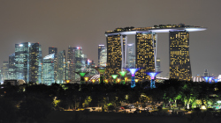 148-Singapur-Gardens-by-the-Bay-Nacht-2