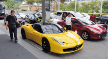 018-Singapur-Ferrari-1