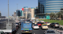 041-Dubai-Strassenverkehr-2
